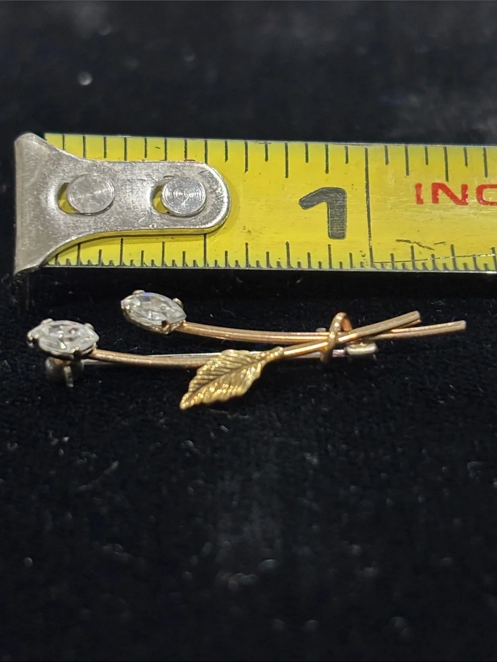 Krementz Dainty Tulip Brooch